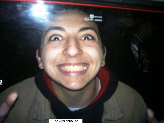 ca dik ala reclama la colgate impossible faces!!!!